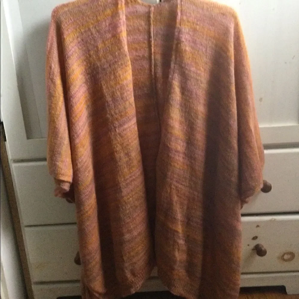 NWT poncho shrug soft russet and lilac colors
